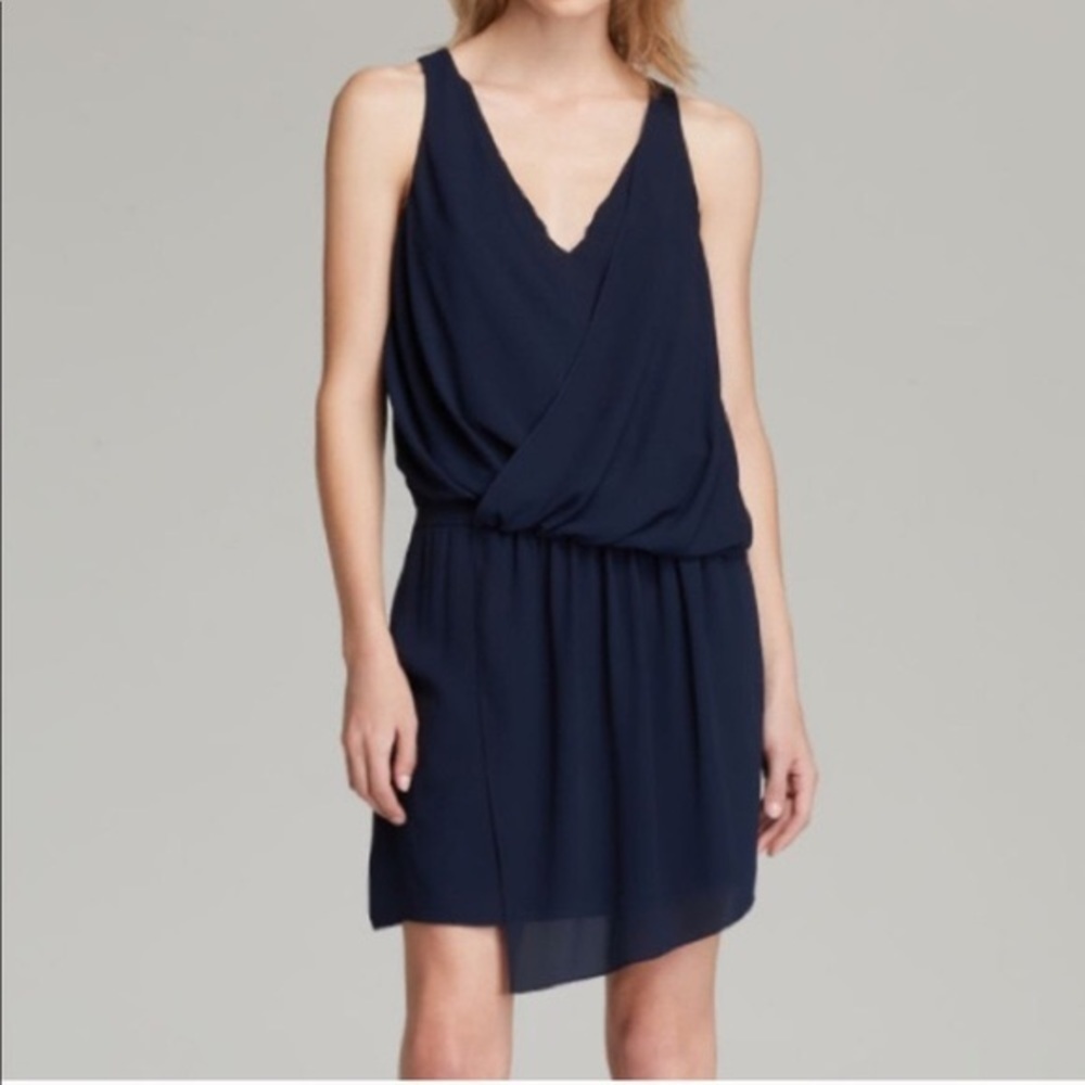 ELIZABETH & JAMES Black Silk Surplice Flyaway Dress size 4